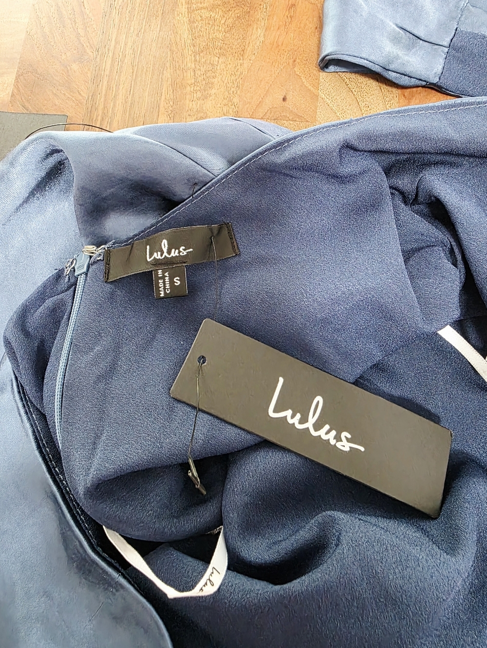 Lulus Exceptional Status Satin Halter Backless Blue Slip Midi Dress Sz Small NWT - Picture 10 of 14